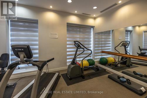 407 - 2 Edith Drive, Toronto, ON - Indoor Photo Showing Gym Room