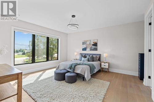 8920 Wellington Rd 124, Erin, ON - Indoor Photo Showing Bedroom