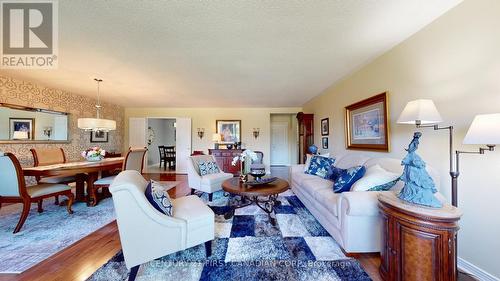 204 - 1180 Commissioners Road W, London, ON - Indoor Photo Showing Living Room