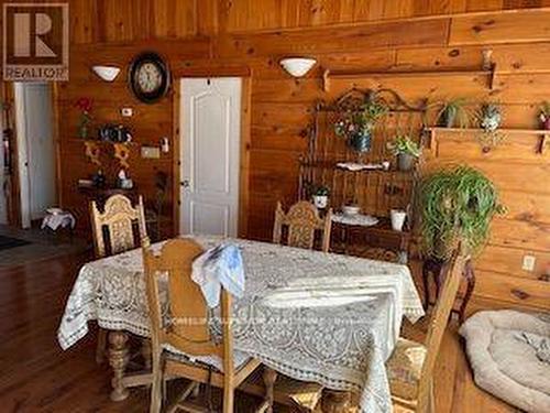 38 Fidlar Court W, Marmora And Lake, ON - Indoor Photo Showing Dining Room