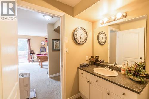 24 Cody Point Ct, Sault Ste. Marie, ON - Indoor Photo Showing Bathroom