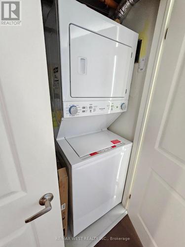 A - 31A Lookout Drive, Clarington, ON - Indoor Photo Showing Laundry Room