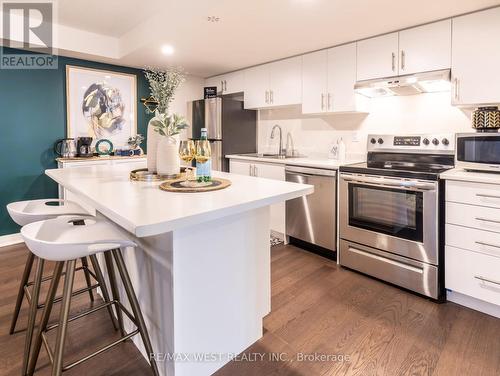 A - 31A Lookout Drive, Clarington, ON - Indoor Photo Showing Kitchen With Stainless Steel Kitchen