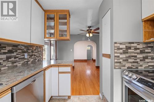 111 22Nd Street E, Prince Albert, SK - Indoor Photo Showing Kitchen