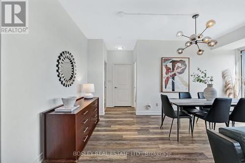 622 - 900 Mount Pleasant Road, Toronto, ON - Indoor Photo Showing Dining Room