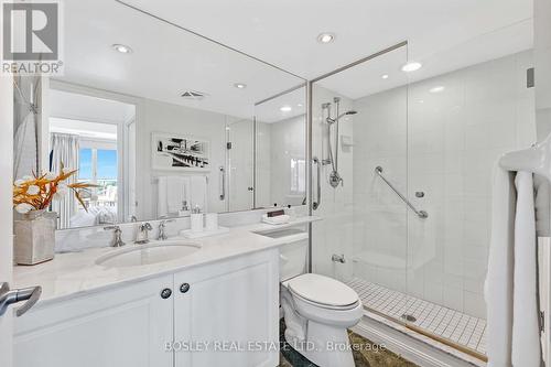 622 - 900 Mount Pleasant Road, Toronto, ON - Indoor Photo Showing Bathroom