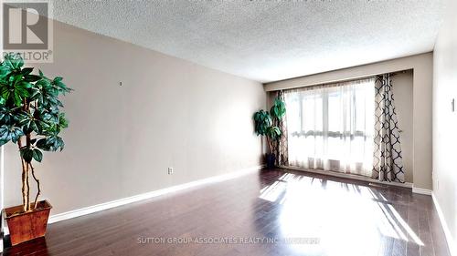 81 - 615 Rathburn Road E, Toronto, ON - Indoor Photo Showing Other Room