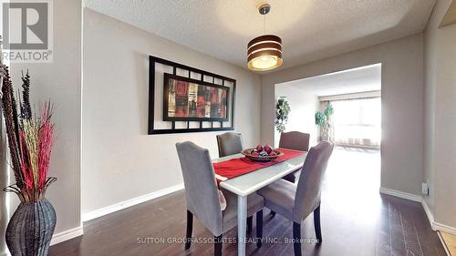 81 - 615 Rathburn Road E, Toronto, ON - Indoor Photo Showing Dining Room