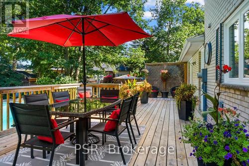 2063 Family Crescent, Mississauga, ON - Outdoor With Deck Patio Veranda With Exterior