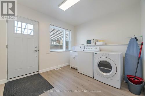 333 Concord Avenue, Toronto, ON - Indoor Photo Showing Laundry Room