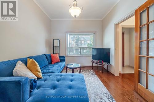 333 Concord Avenue, Toronto, ON - Indoor Photo Showing Living Room