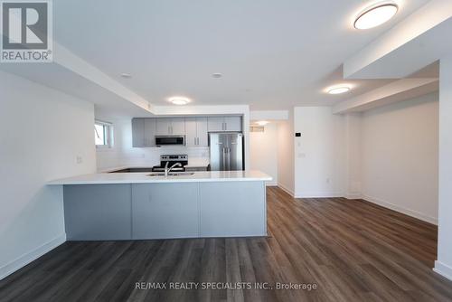 13 - 195 Veterans Drive, Brampton, ON - Indoor Photo Showing Kitchen