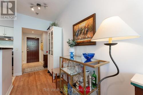 305 - 1 Deer Park Crescent, Toronto, ON - Indoor Photo Showing Other Room