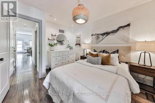 56 Rockcliffe Boulevard, Toronto, ON - Indoor Photo Showing Bedroom