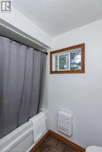 25 Ritchie Avenue, North Bay, ON - Indoor Photo Showing Bathroom