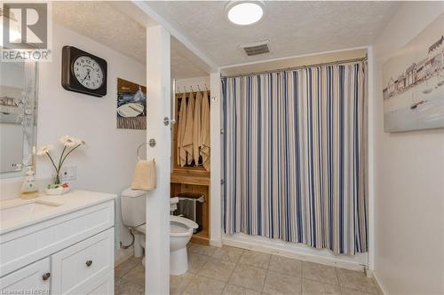 25 Ritchie Avenue, North Bay, ON - Indoor Photo Showing Bathroom