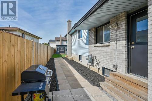 5 Ridell Crescent, Hamilton, ON - Outdoor With Exterior