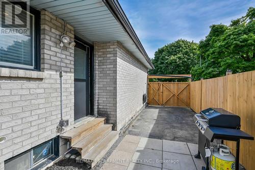 5 Ridell Crescent, Hamilton, ON - Outdoor With Exterior