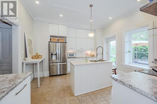 35 - 37 Powell Street W, Guelph, ON - Indoor Photo Showing Kitchen With Double Sink With Upgraded Kitchen