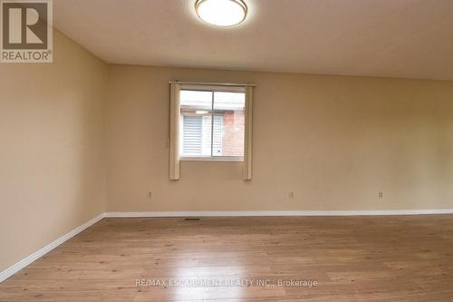 15 Broughton Avenue, Hamilton, ON - Indoor Photo Showing Other Room