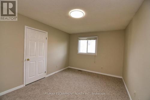 15 Broughton Avenue, Hamilton, ON - Indoor Photo Showing Other Room