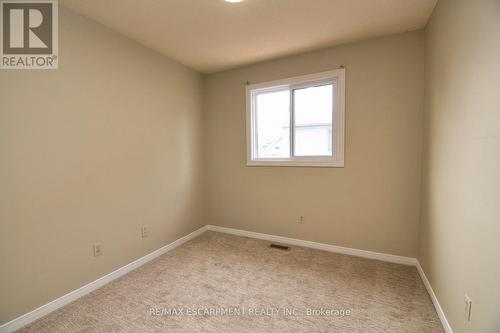 15 Broughton Avenue, Hamilton, ON - Indoor Photo Showing Other Room