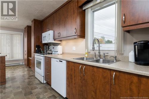 476 Tobique Road, Grand-Sault/Grand Falls, NB - Indoor Photo Showing Kitchen With Double Sink