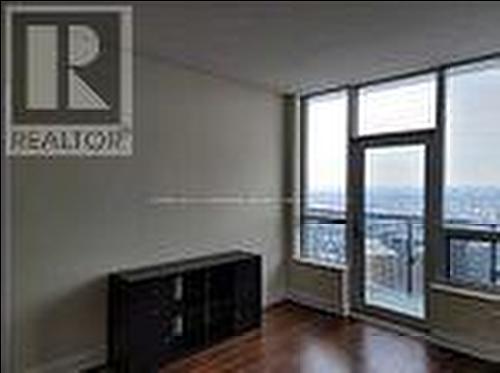 4522 - 5 Sheppard Avenue E, Toronto, ON - Indoor