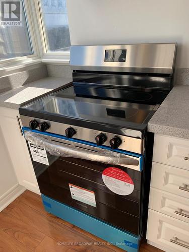 912 - 28 Empress Avenue, Toronto, ON - Indoor Photo Showing Kitchen