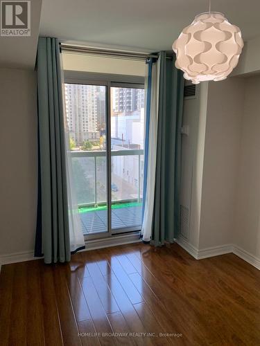 912 - 28 Empress Avenue, Toronto, ON - Indoor Photo Showing Other Room