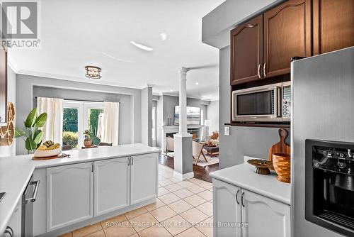 137 Whitby Shores Green Way, Whitby (Port Whitby), ON - Indoor Photo Showing Kitchen