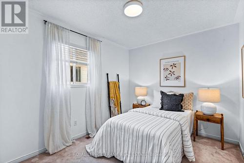 137 Whitby Shores Green Way, Whitby (Port Whitby), ON - Indoor Photo Showing Bedroom