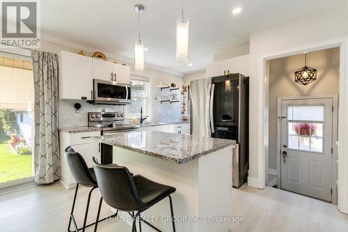 177 Merlin Crescent, London, ON - Indoor Photo Showing Kitchen With Upgraded Kitchen