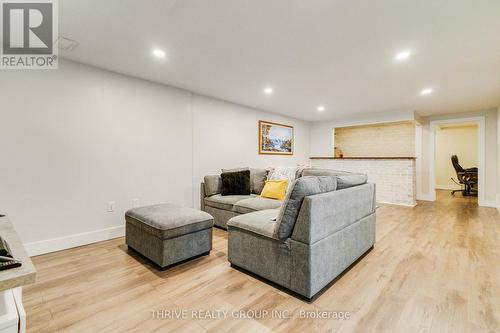 177 Merlin Crescent, London, ON - Indoor