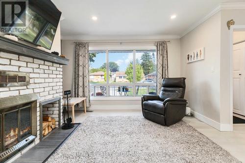 177 Merlin Crescent, London, ON - Indoor Photo Showing Living Room With Fireplace