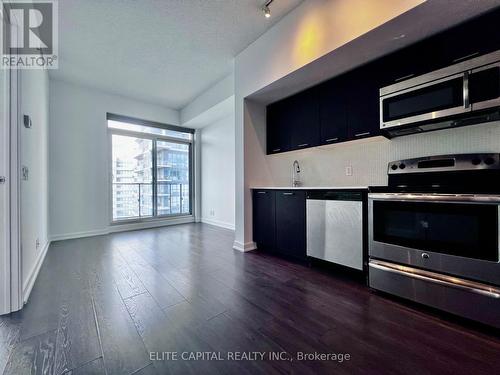 4403 - 2220 Lake Shore Boulevard W, Toronto, ON - Indoor Photo Showing Kitchen