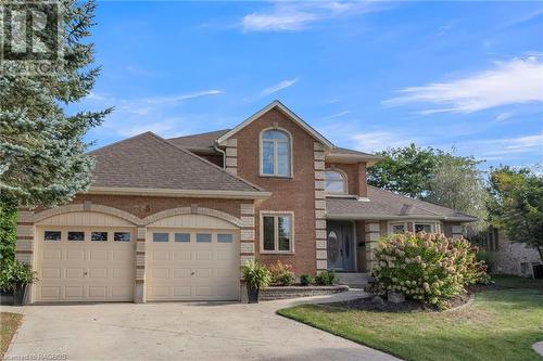 275 4Th Street Crescent, Hanover, ON - Outdoor With Facade