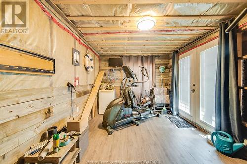 11 Ontario Street, Leamington, ON - Indoor Photo Showing Gym Room