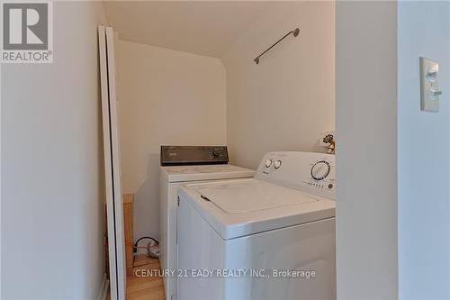 338 Barnet Boulevard, Renfrew, ON - Indoor Photo Showing Laundry Room