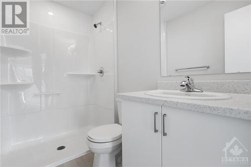 225 Citiplace Drive Unit#E, Ottawa, ON - Indoor Photo Showing Bathroom