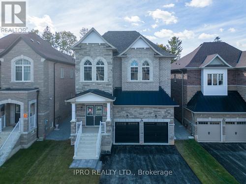 16 Seguin Street, Richmond Hill, ON - Outdoor With Facade