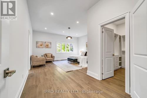 16 Seguin Street, Richmond Hill, ON - Indoor Photo Showing Other Room