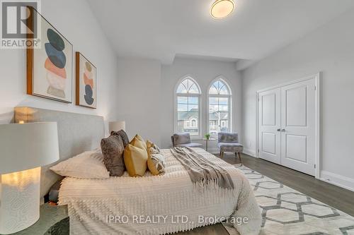 16 Seguin Street, Richmond Hill, ON - Indoor Photo Showing Bedroom