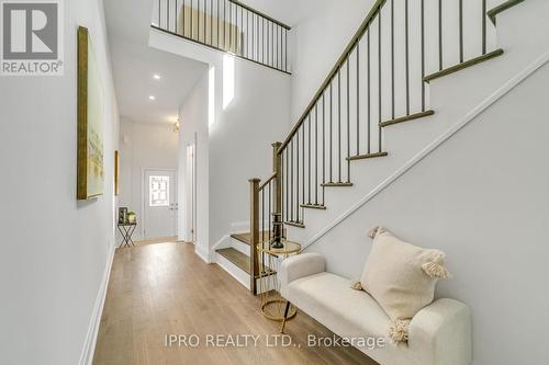 16 Seguin Street, Richmond Hill, ON - Indoor Photo Showing Other Room