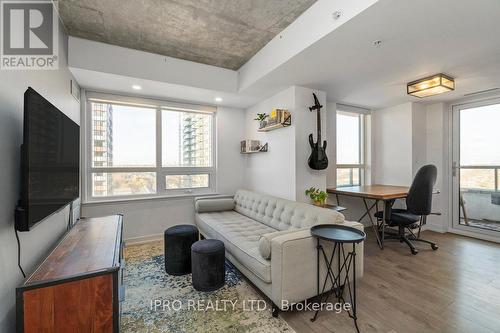 2401 - 1410 Dupont Street, Toronto, ON - Indoor