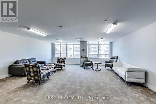 2401 - 1410 Dupont Street, Toronto, ON - Indoor