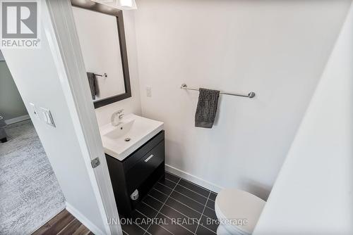 2512 - 155 Legion Road, Toronto, ON - Indoor Photo Showing Bathroom