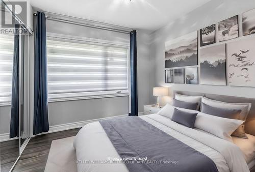 1569 Skyline Drive, Mississauga, ON - Indoor Photo Showing Bedroom