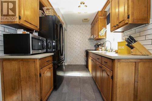 97 Carlbert St, Sault Ste. Marie, ON - Indoor Photo Showing Kitchen