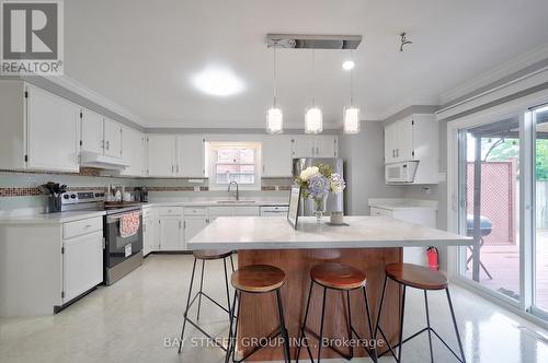 46 Fortura Court, Thorold, ON - Indoor Photo Showing Kitchen With Upgraded Kitchen